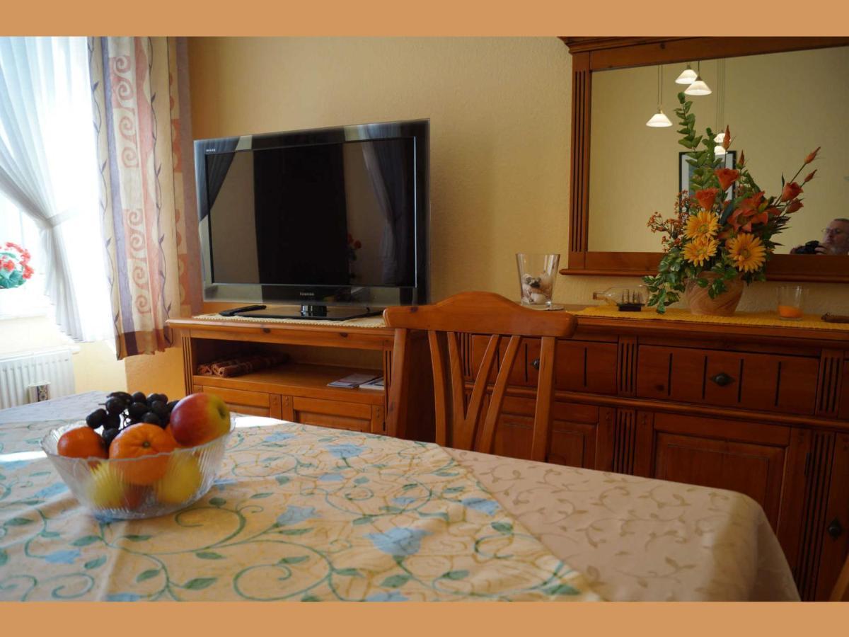 Ferienwohnung Ebel Objekt 27396 Росток Екстериор снимка